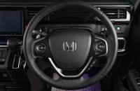 Honda Stepwgn Spada 12 из 21