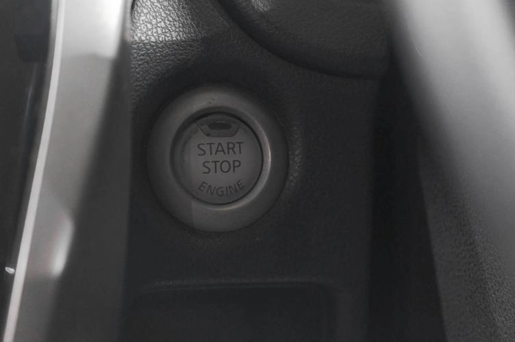 Nissan Note 18 из 21