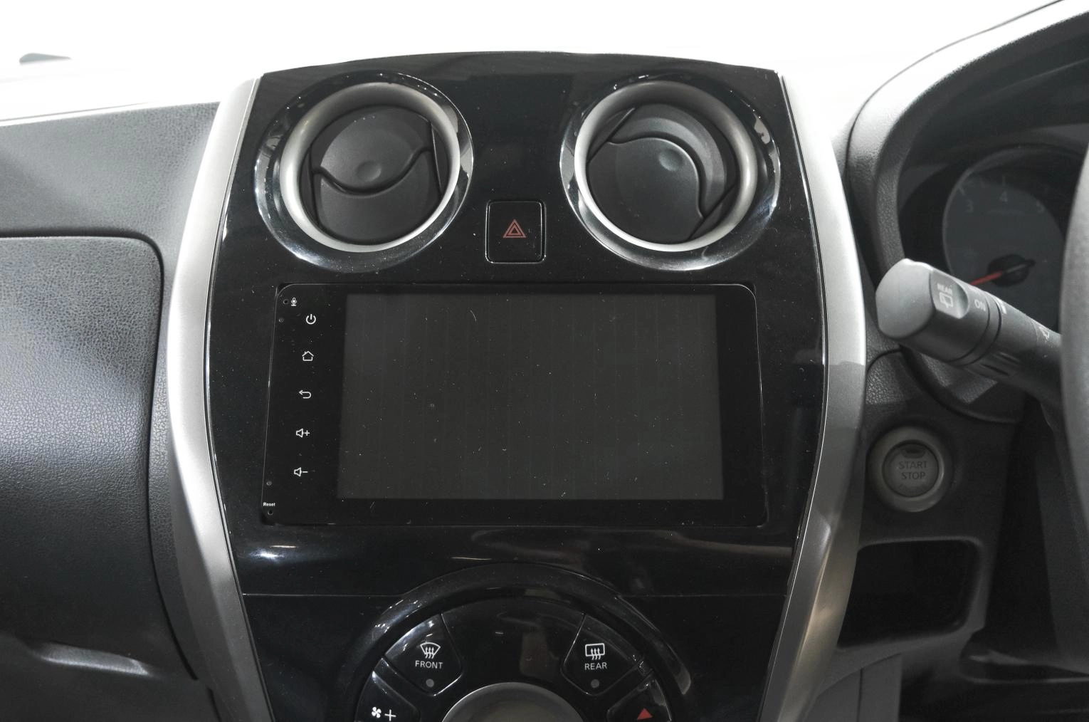 Nissan Note 16 из 21