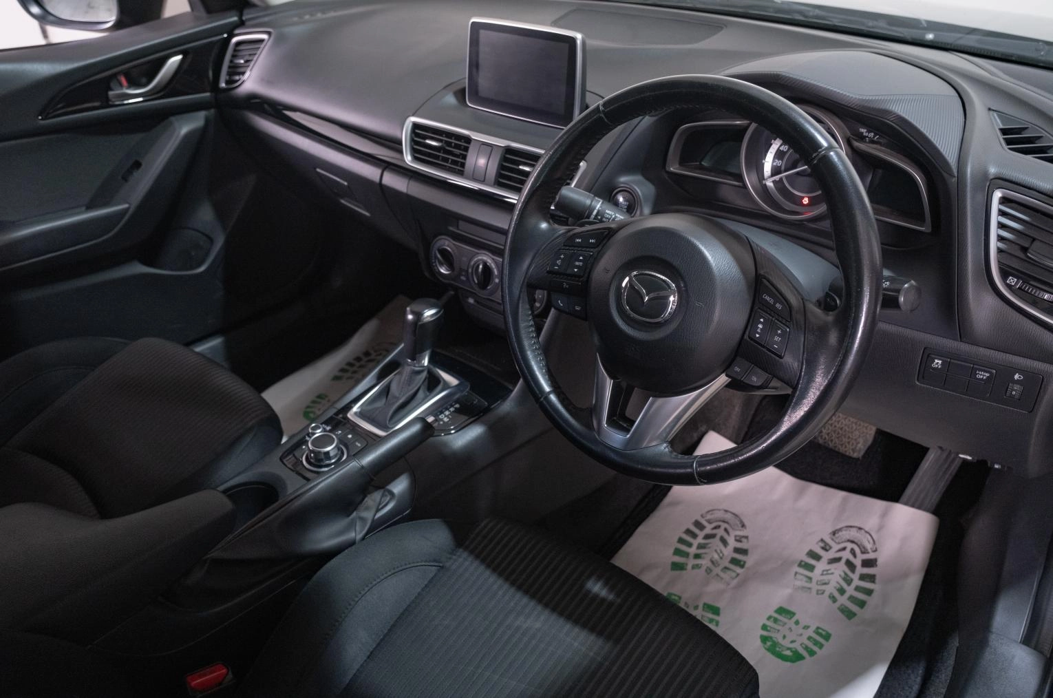 Mazda Axela 7 из 22