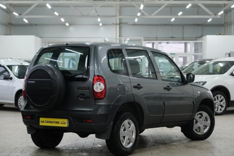 Chevrolet Niva 6 из 23