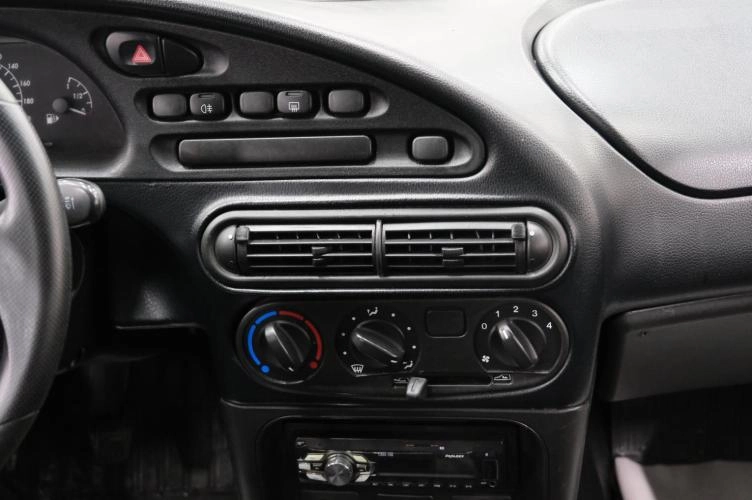 Chevrolet Niva 15 из 23