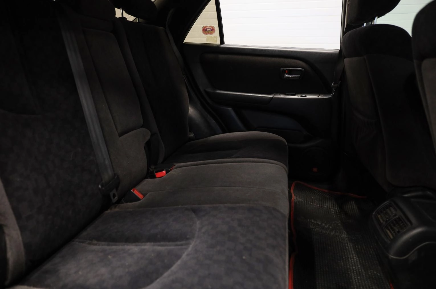 Toyota Harrier 15 из 16