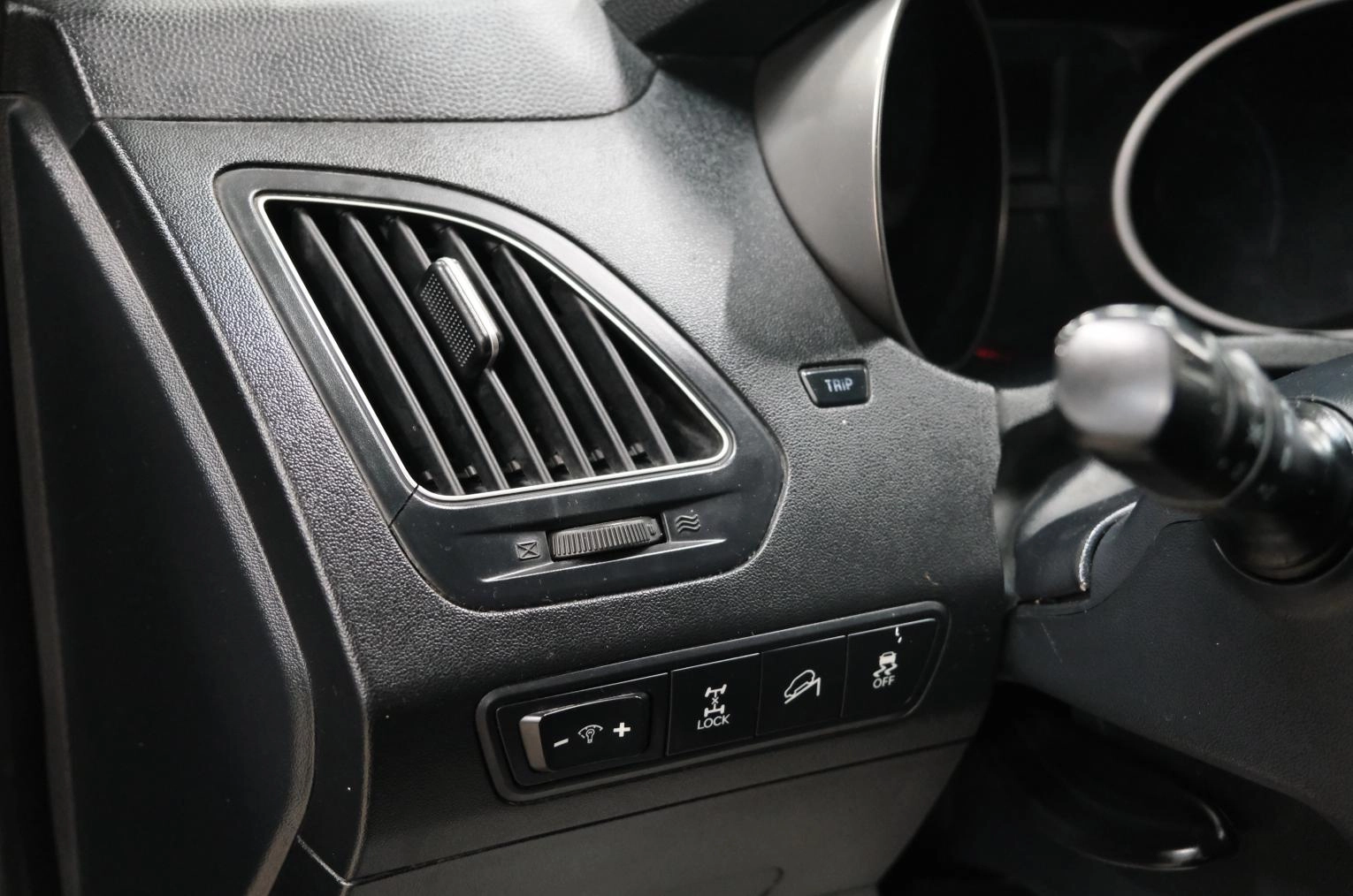 Hyundai ix35 9 из 26