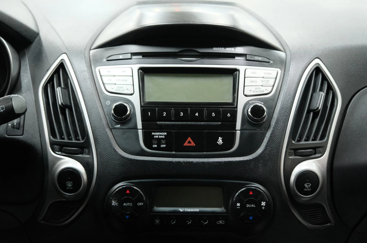 Hyundai ix35 17 из 26