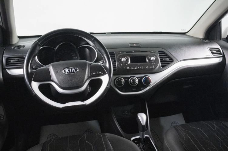KIA Picanto 10 из 16