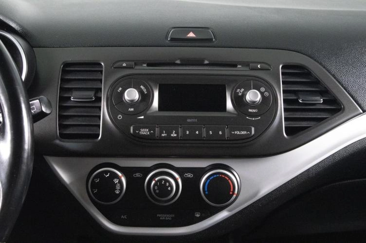 KIA Picanto 13 из 16