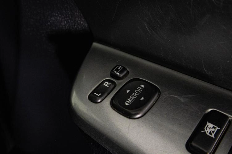 Toyota Voxy 23 из 23