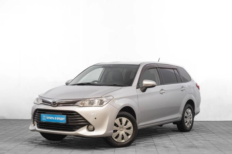 Toyota Corolla Fielder 3 из 5