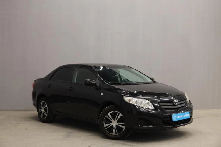 Toyota Corolla 1 из 5