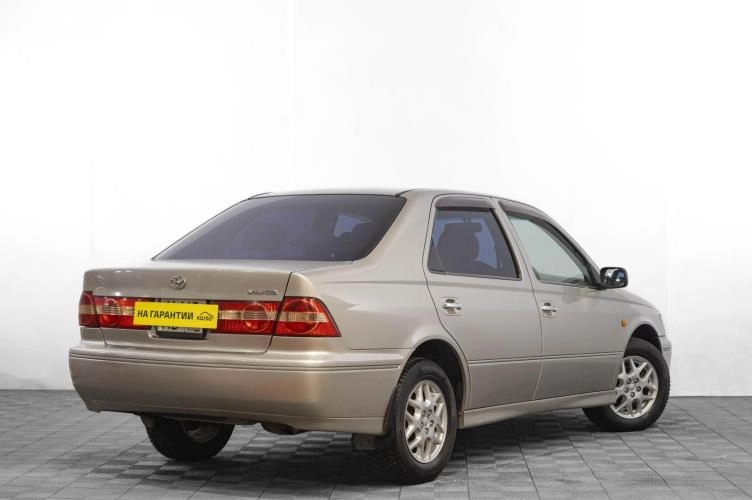Toyota Vista 4 из 5