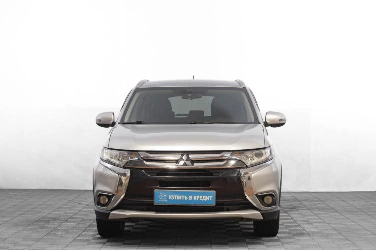 Mitsubishi Outlander 2 из 5