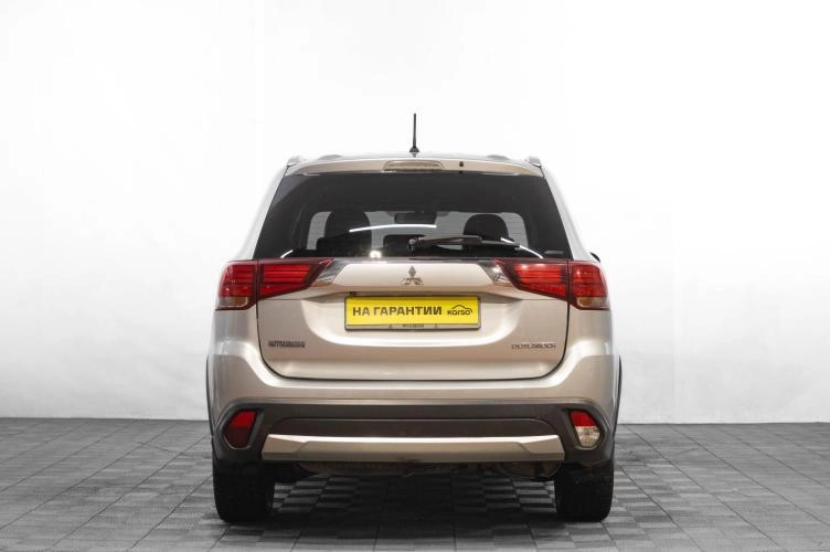 Mitsubishi Outlander 5 из 5