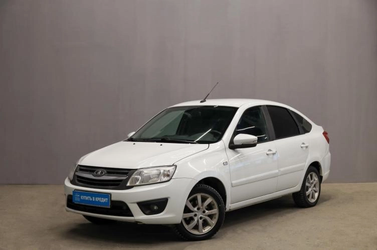 ВАЗ (LADA) Granta 3 из 5