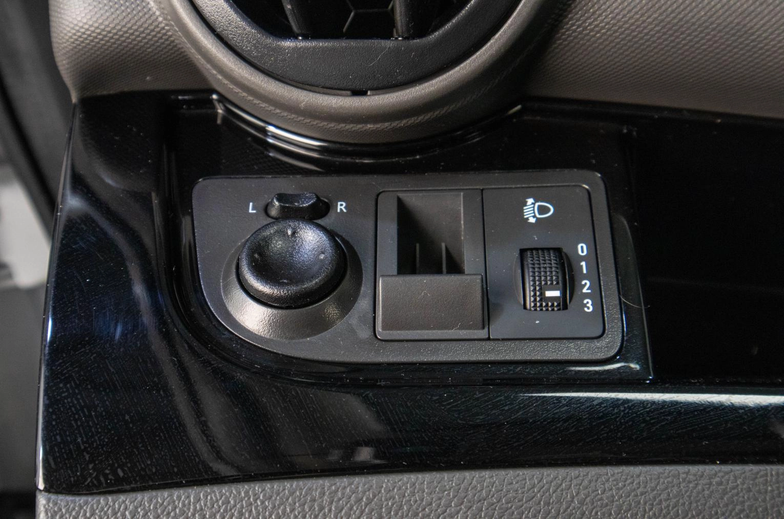 Chevrolet Spark 9 из 19