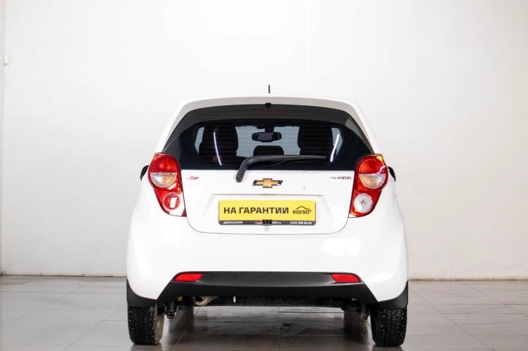 Chevrolet Spark 5 из 19