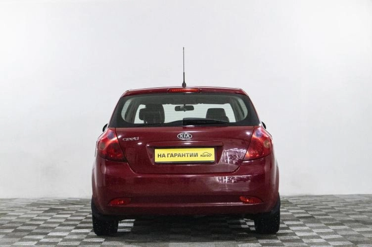KIA cee'd 5 из 5