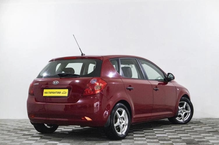 KIA cee'd 4 из 5