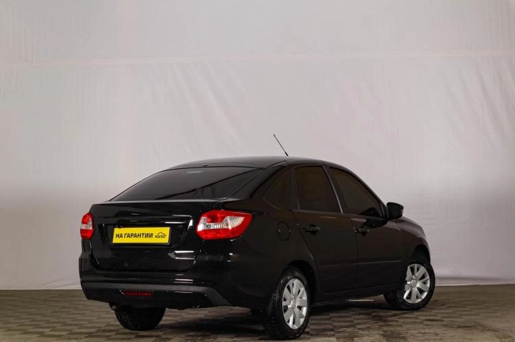 ВАЗ (LADA) Granta 4 из 5
