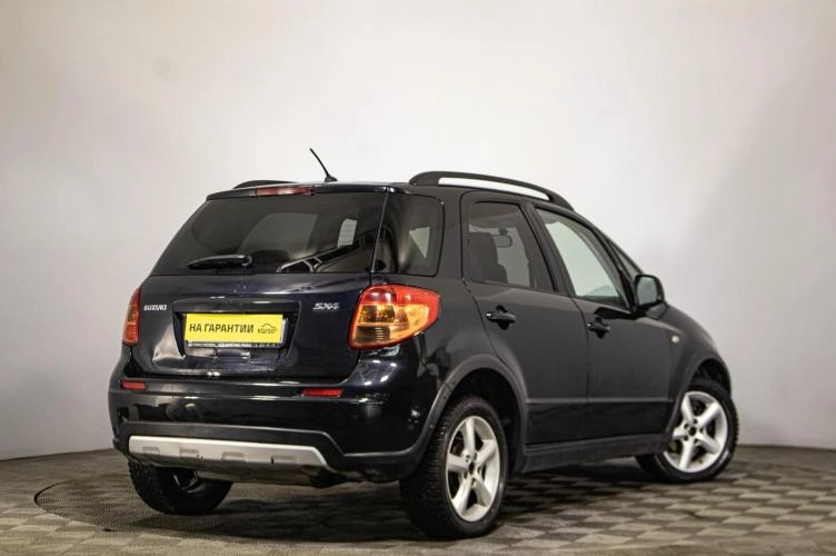 Suzuki SX4 4 из 5