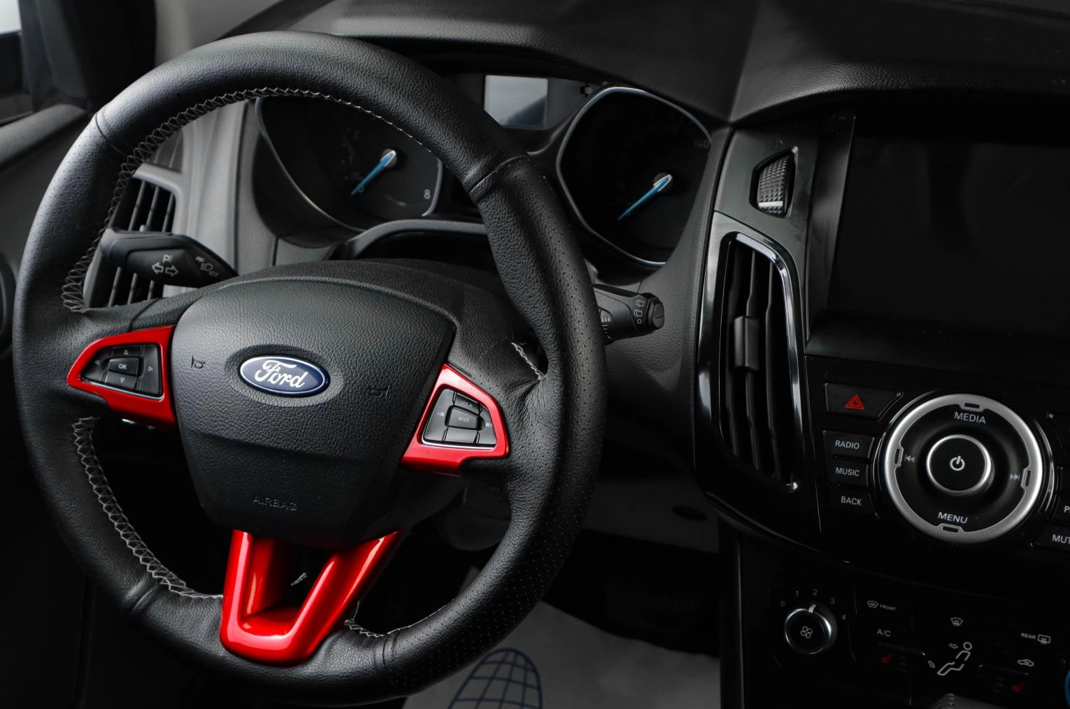 Ford Focus 16 из 19