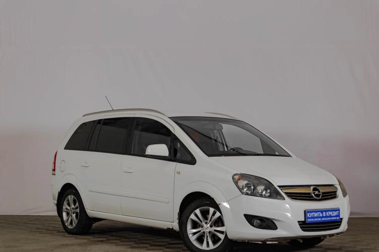 Opel Zafira 1 из 5