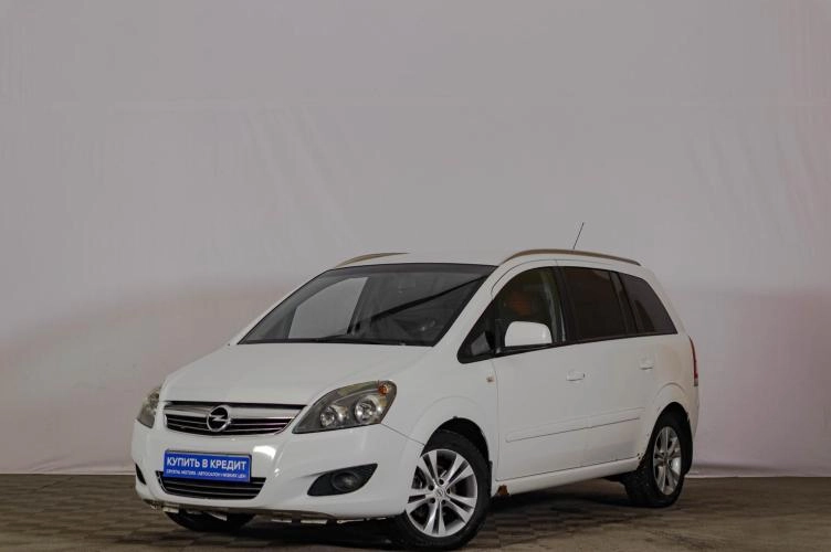 Opel Zafira 3 из 5