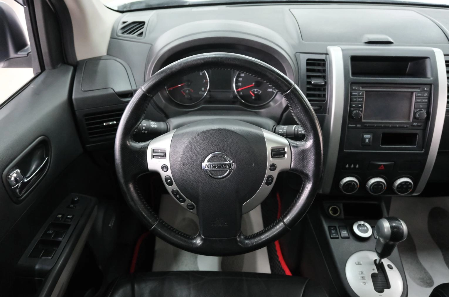 Nissan X-Trail 12 из 24