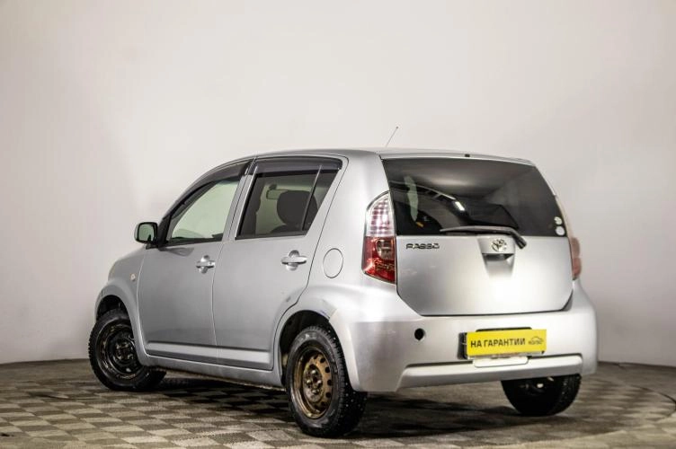 Toyota Passo 6 из 6