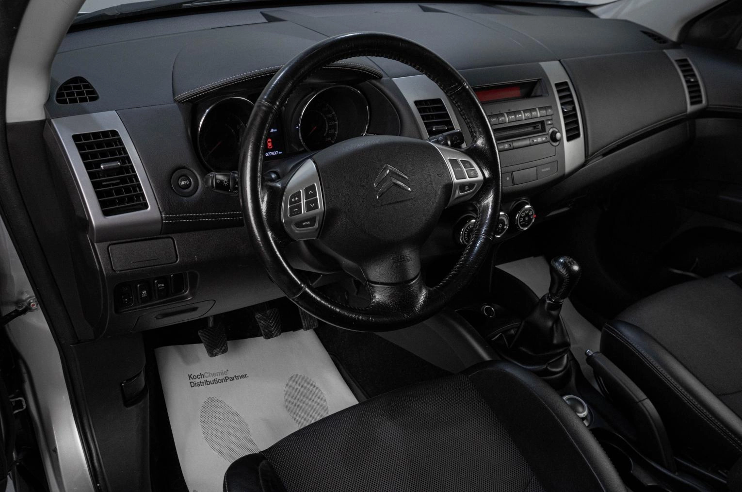 Citroen C-Crosser 7 из 22