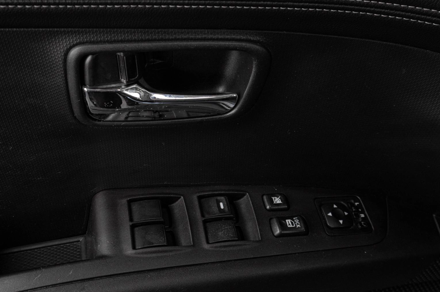 Citroen C-Crosser 8 из 22