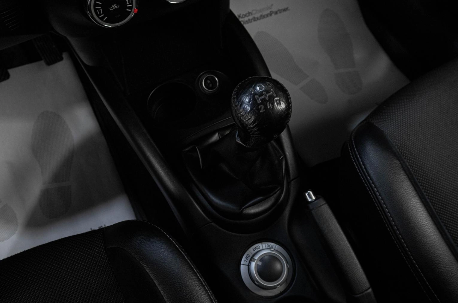 Citroen C-Crosser 18 из 22