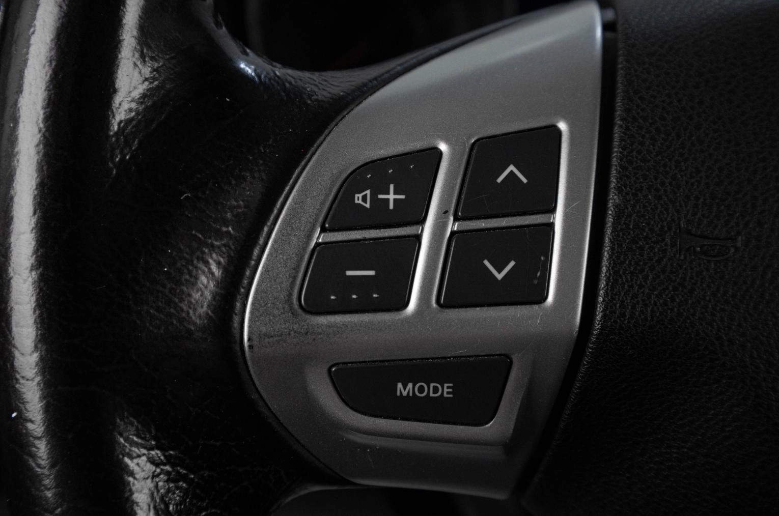 Citroen C-Crosser 11 из 22