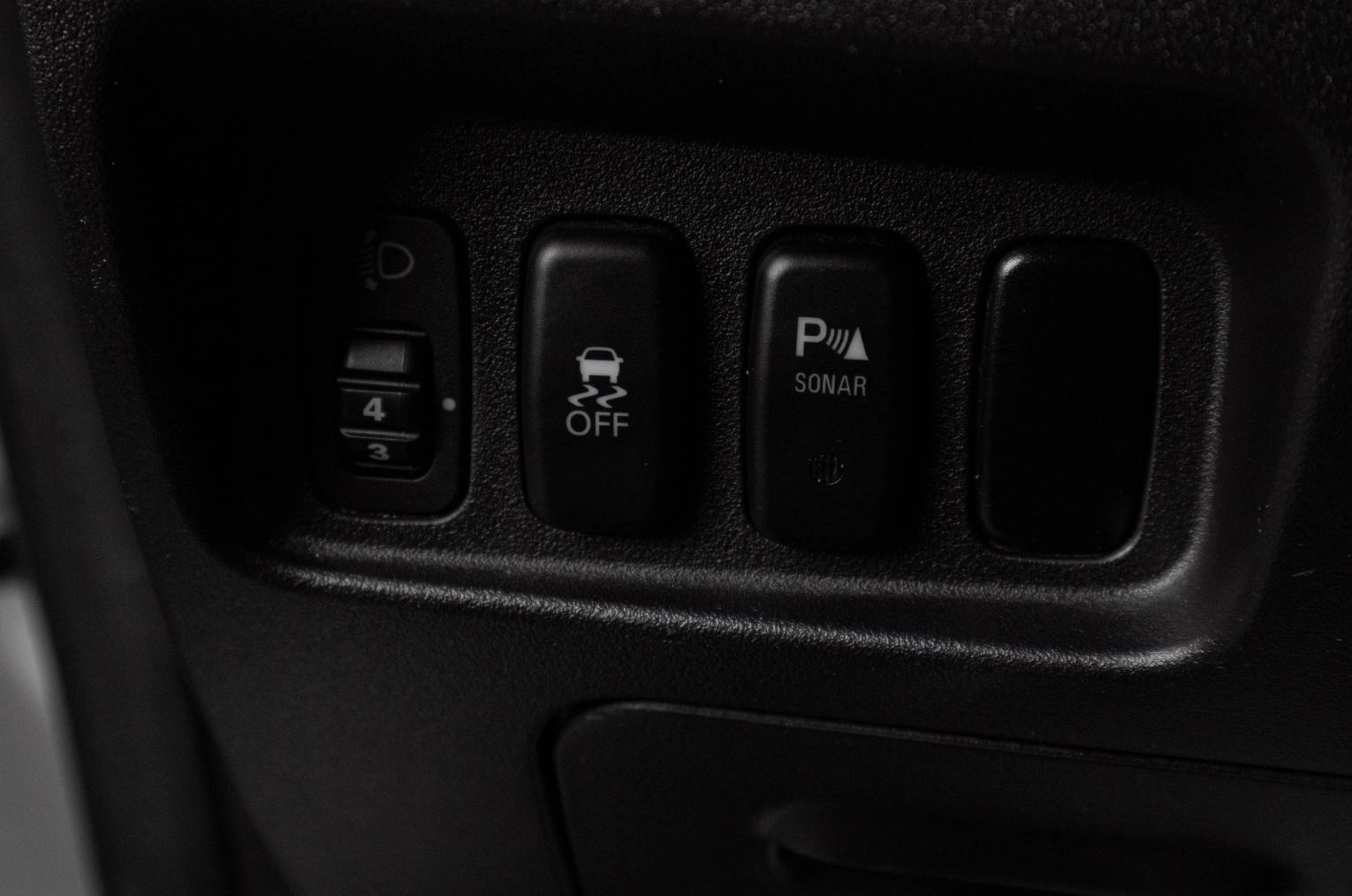 Citroen C-Crosser 9 из 22