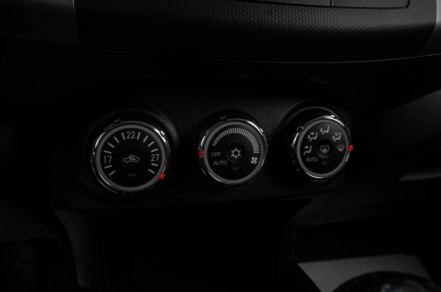 Citroen C-Crosser 17 из 22