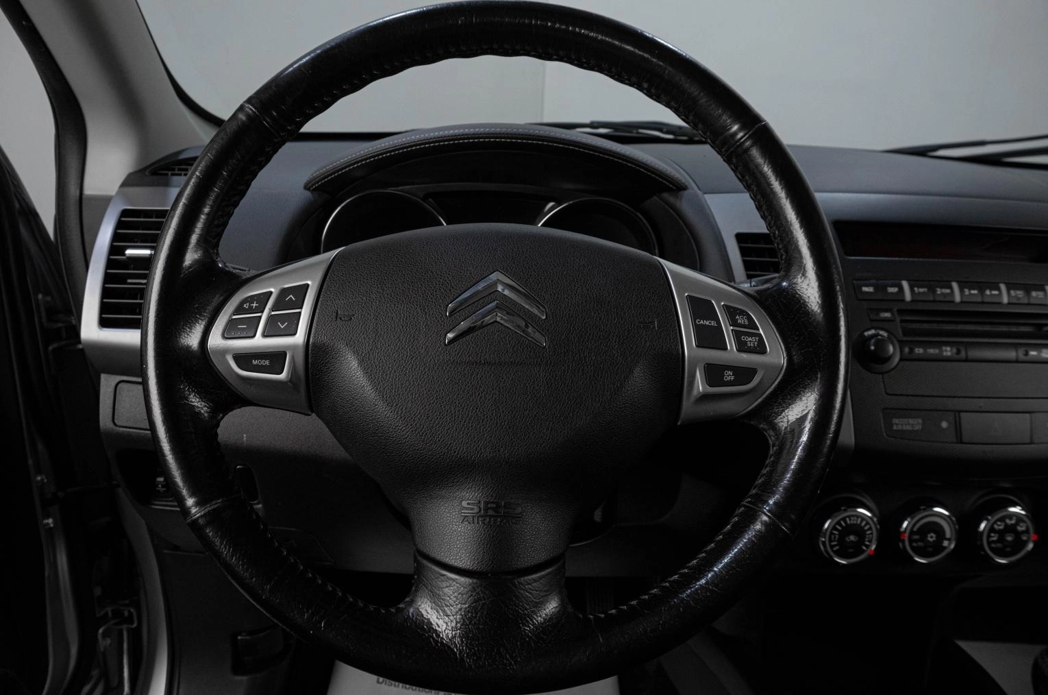 Citroen C-Crosser 14 из 22