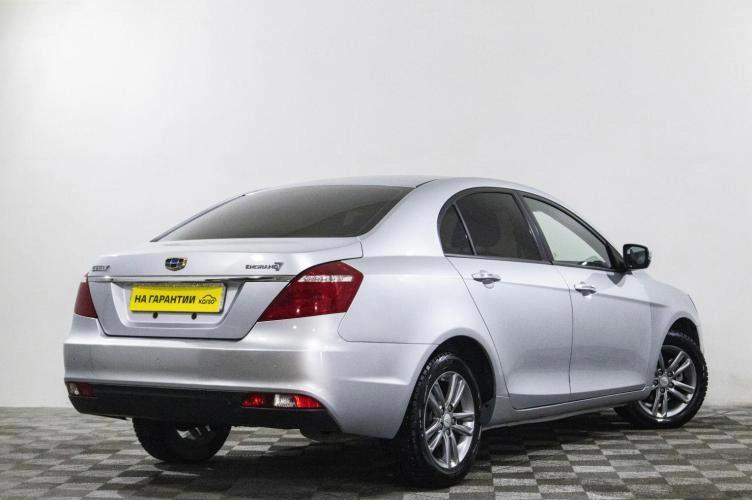 Geely Emgrand 7 4 из 5