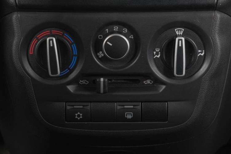 ВАЗ (LADA) Granta 17 из 20