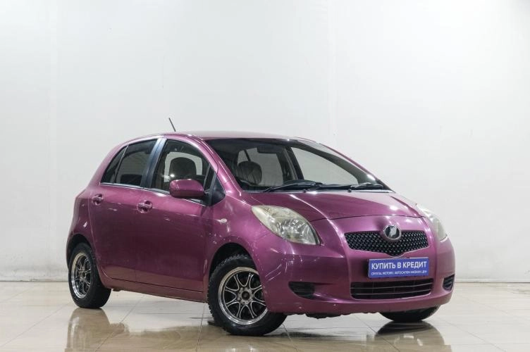 Toyota Vitz 1 из 5