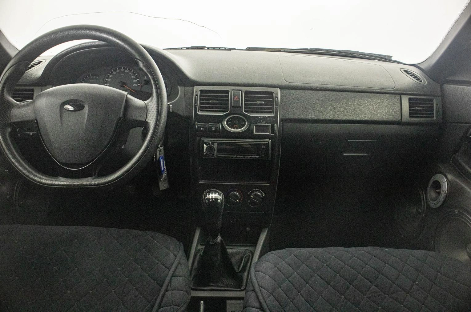 ВАЗ (LADA) Priora 12 из 21