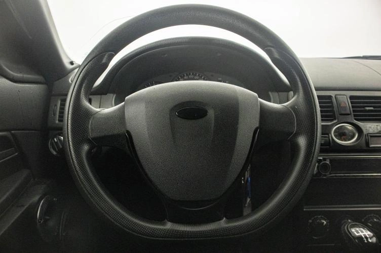 ВАЗ (LADA) Priora 14 из 21