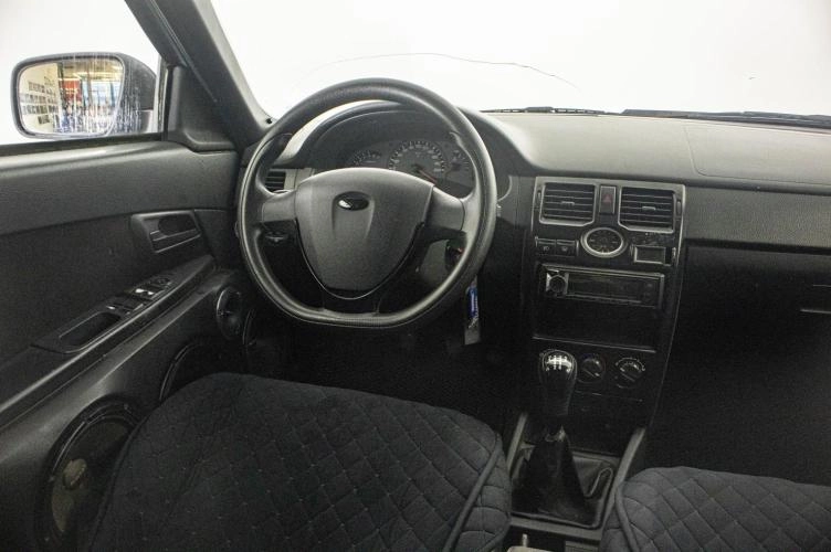 ВАЗ (LADA) Priora 11 из 21