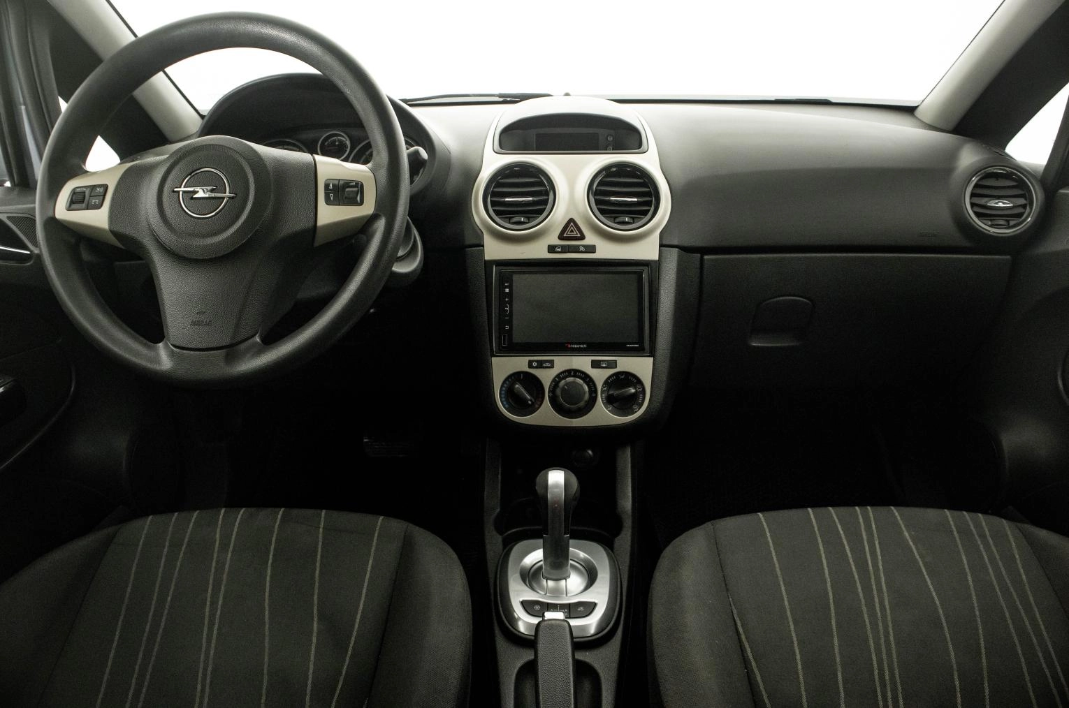 Opel Corsa 13 из 22