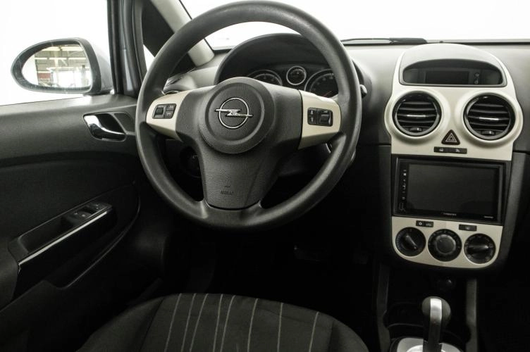 Opel Corsa 12 из 22