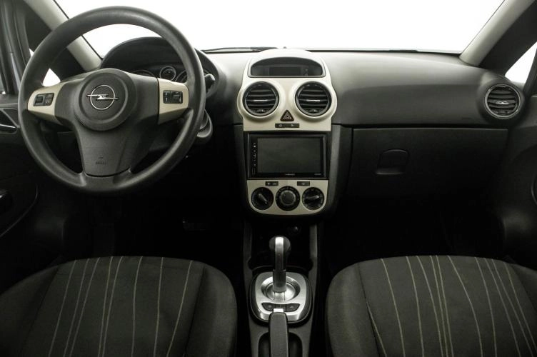 Opel Corsa 13 из 22