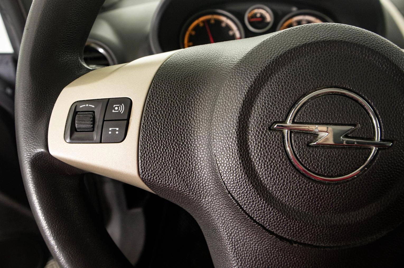 Opel Corsa 16 из 22