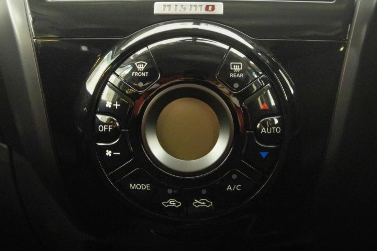 Nissan Note 17 из 20