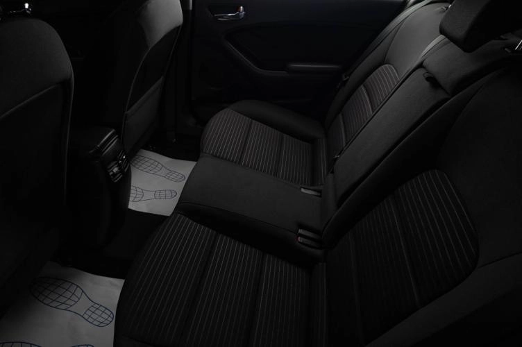 KIA Cerato 19 из 19