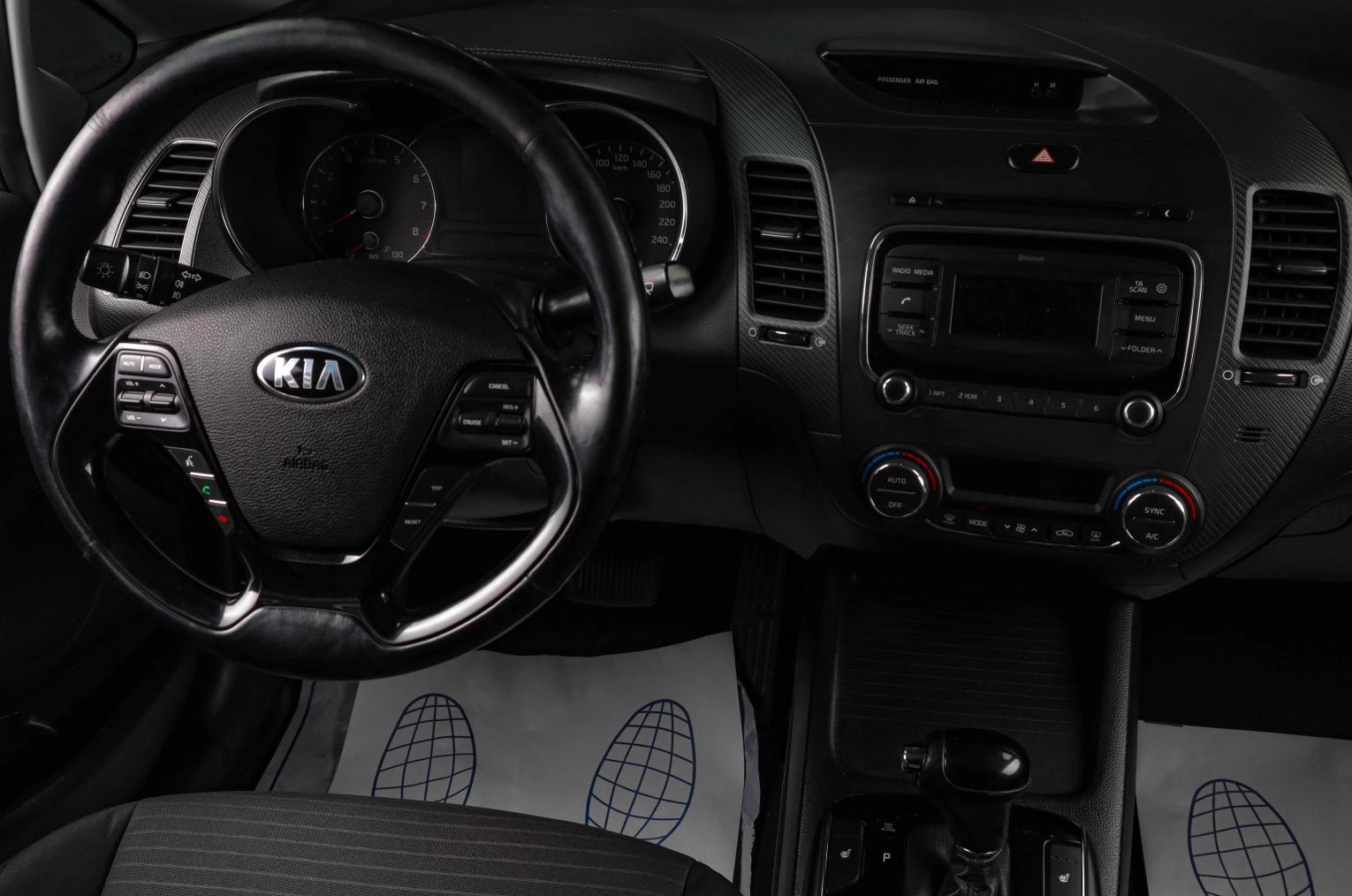 KIA Cerato 16 из 19