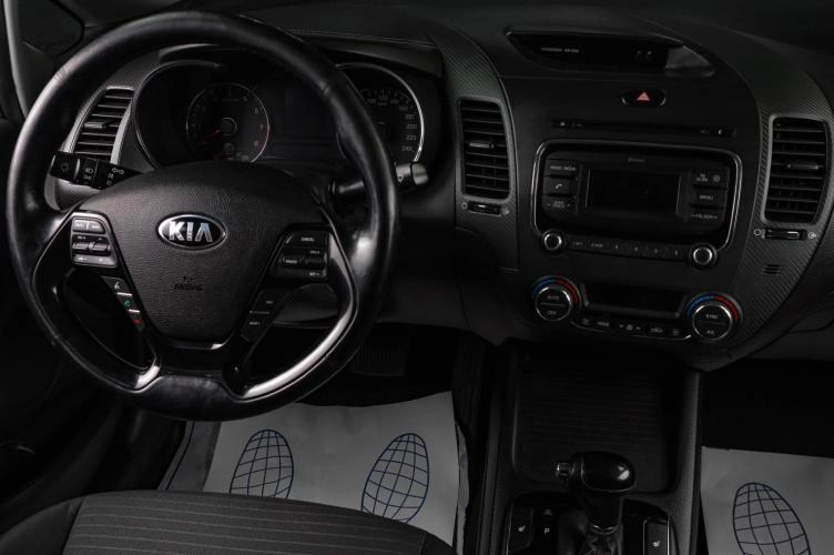 KIA Cerato 16 из 19